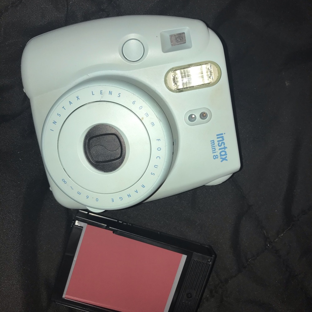 Camera - Picture 2 of 3